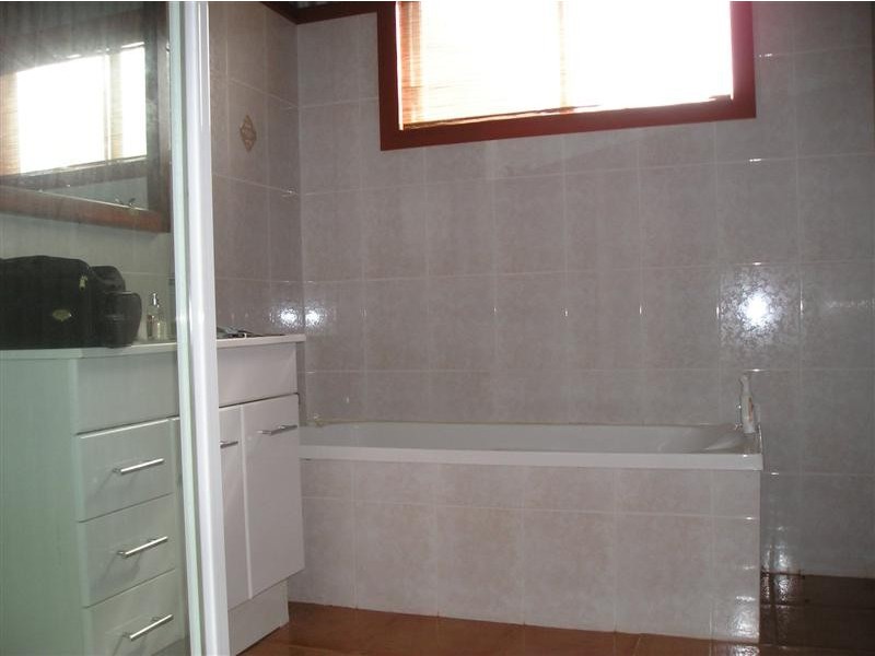 143 Donkin Road, Mena Creek QLD 4871