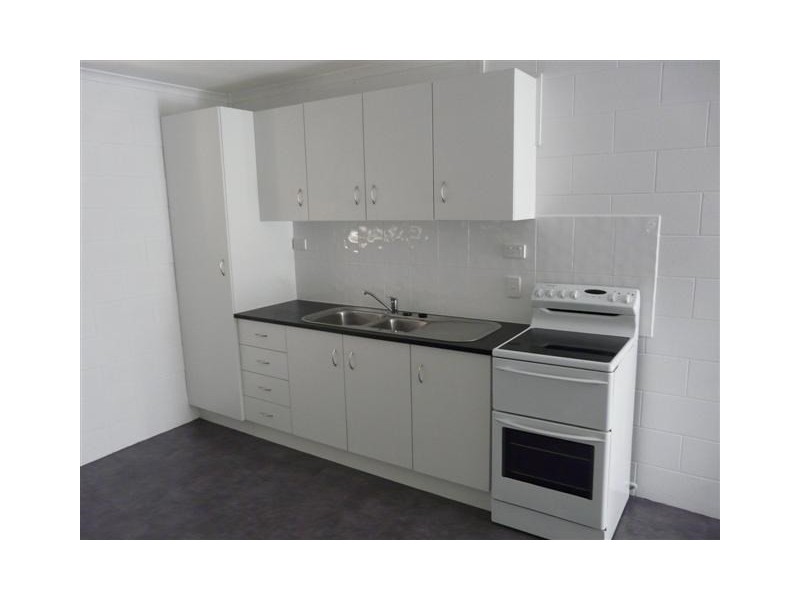 25 Riverside Crescent, Innisfail Estate QLD 4860