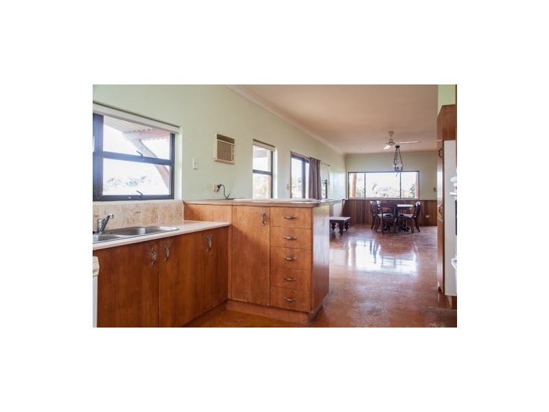 17 Rebecca Jane Parade, Kurrimine Beach QLD 4871