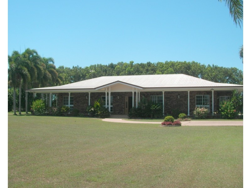 150 Etty Bay Road, Etty Bay QLD 4858