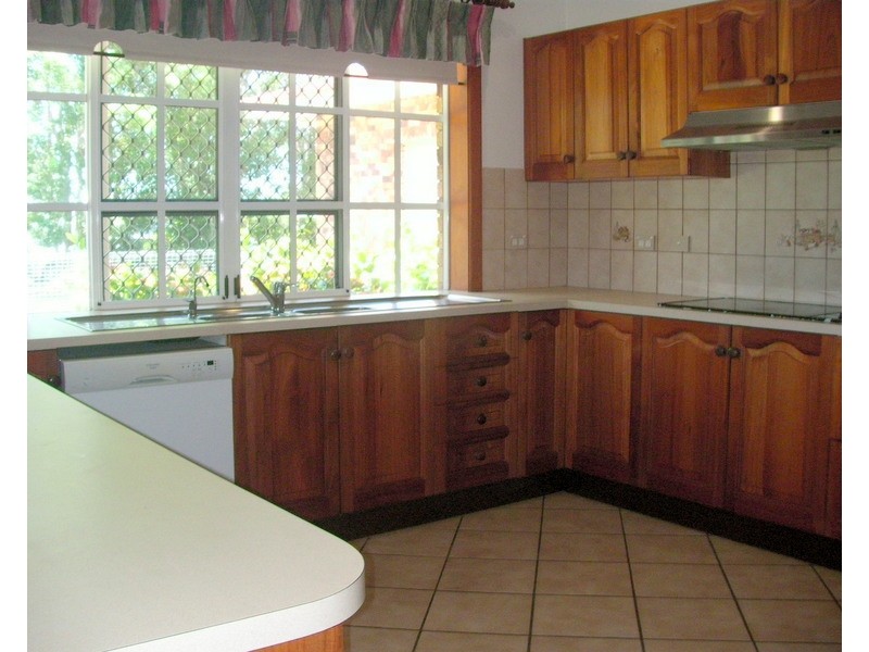 150 Etty Bay Road, Etty Bay QLD 4858