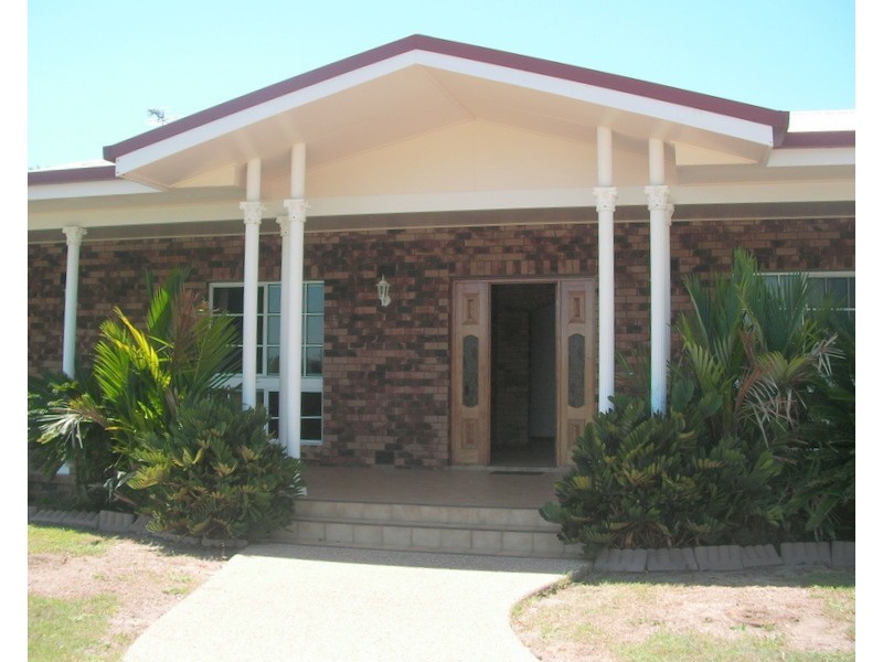 150 Etty Bay Road, Etty Bay QLD 4858