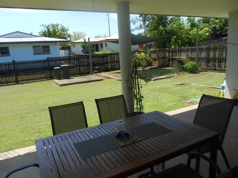 2 Boulter, Belvedere QLD 4860