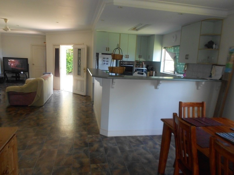 2 Boulter, Belvedere QLD 4860