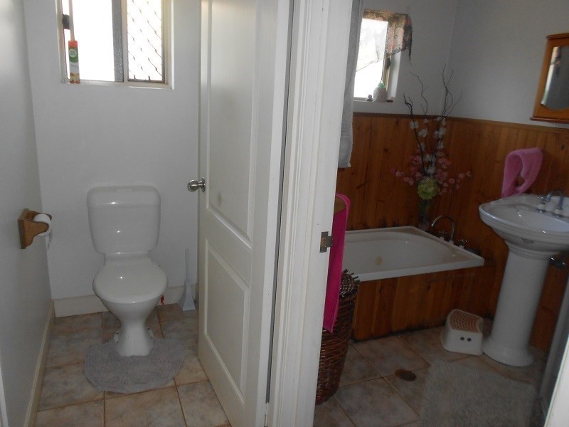 2 Boulter, Belvedere QLD 4860