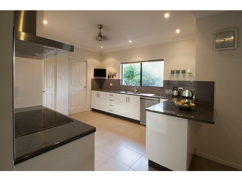 13 De Roma Close, Mena Creek QLD 4871