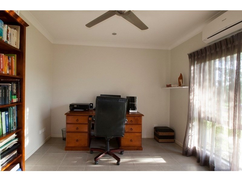 13 De Roma Close, Mena Creek QLD 4871