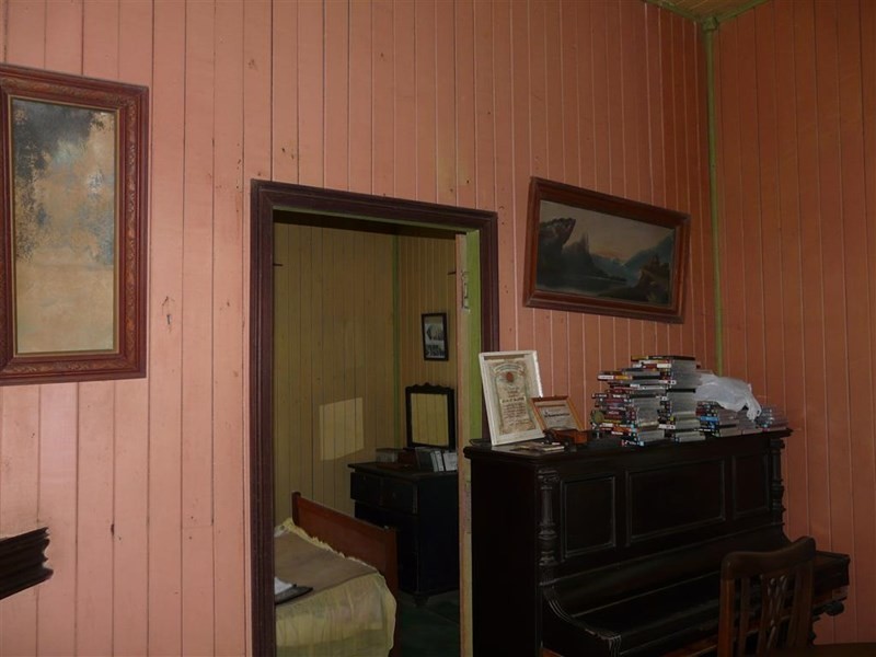 30 Velution Street, Goondi Hill QLD 4860