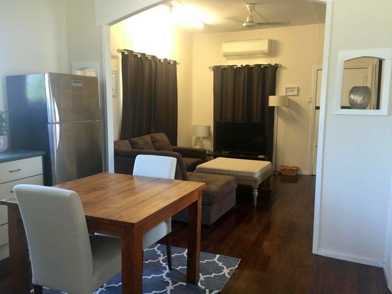 8 Judy Street, Flying Fish Point QLD 4860