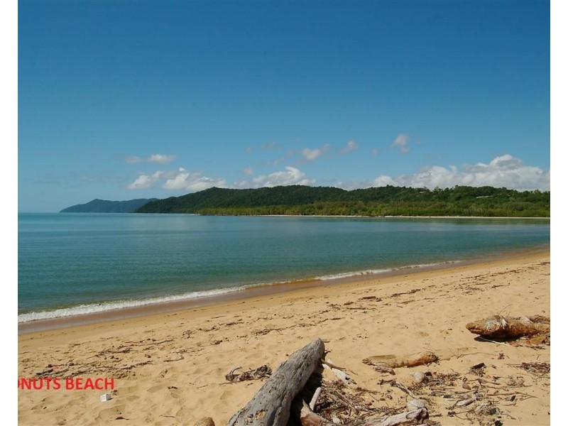 10 Bay Road, Coconuts QLD 4860