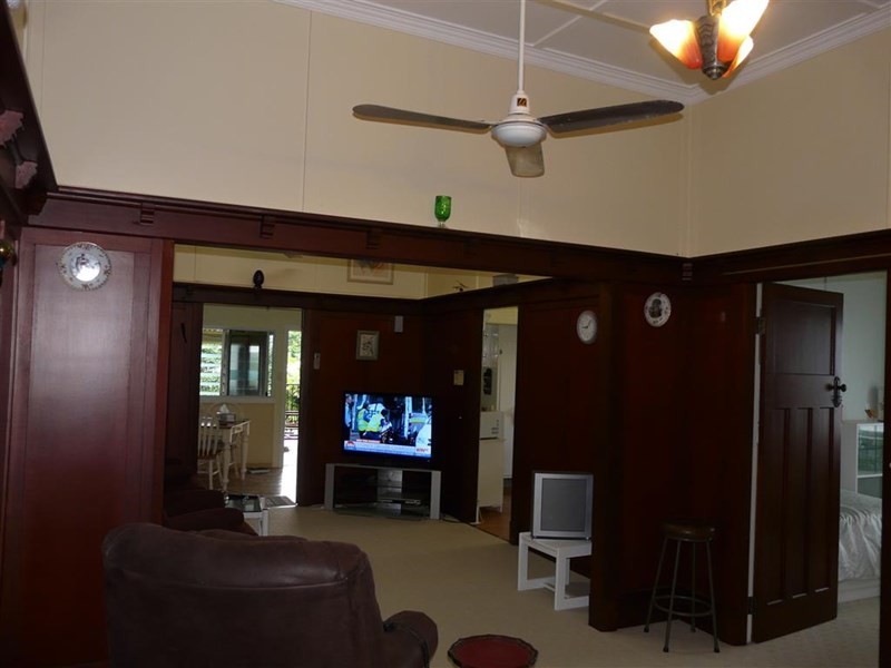 35 Bunda Street, East Innisfail QLD 4860