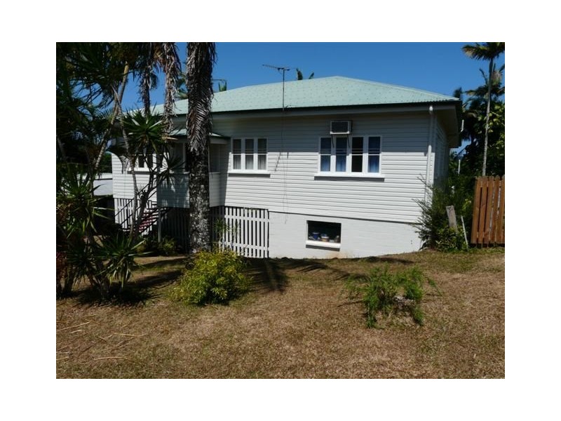 15 Annie Street, East Innisfail QLD 4860