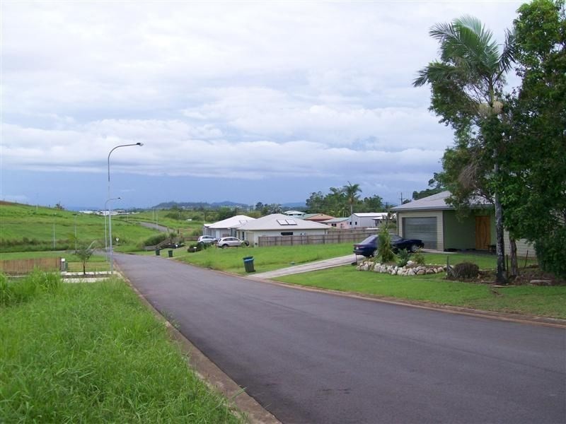 56 Bella Vista Avenue, Belvedere QLD 4860