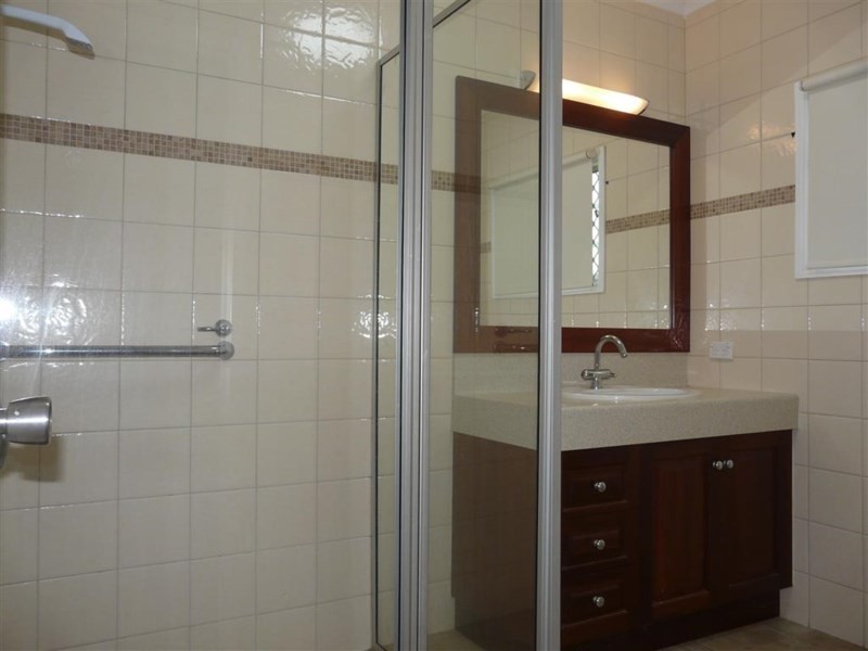 36 Oak Street, Goondi Bend QLD 4860