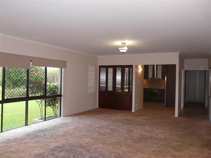 36 Oak Street, Goondi Bend QLD 4860