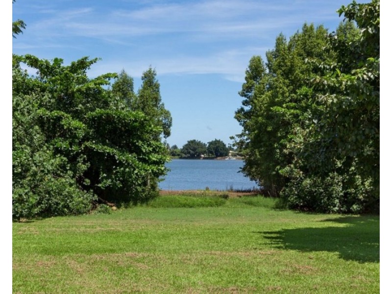 74 Dalrymple, Innisfail Estate QLD 4860