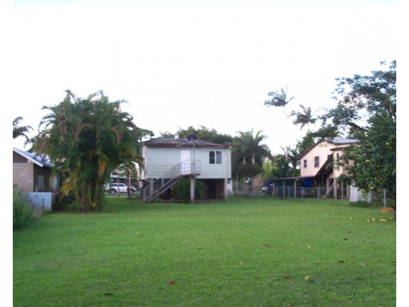 4 Howe Street, East Innisfail QLD 4860