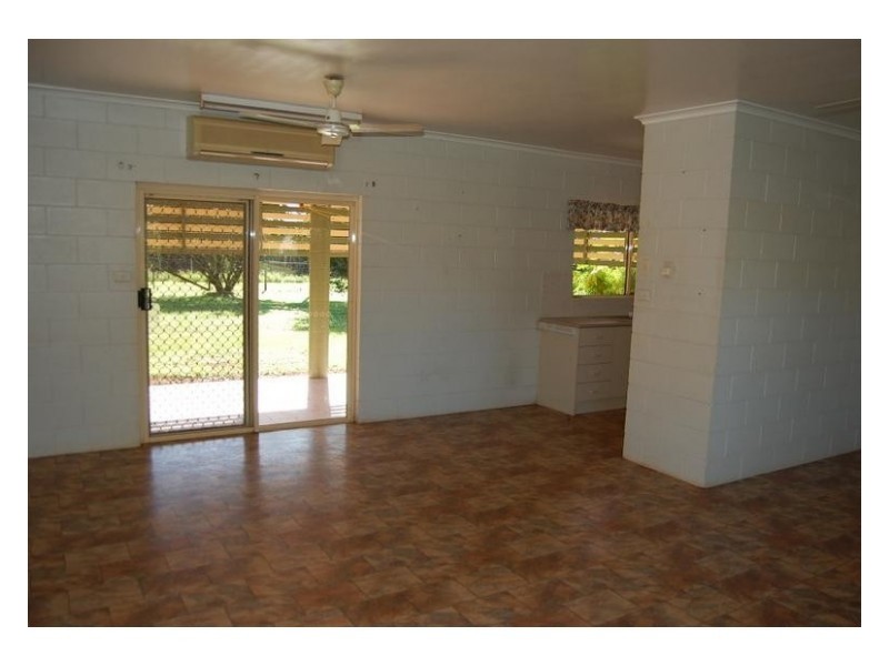 6 Foxwood Avenue, Wangan QLD 4871