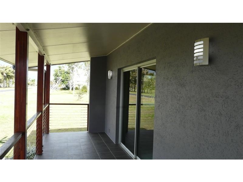 233 Etty Bay Road, Etty Bay QLD 4858