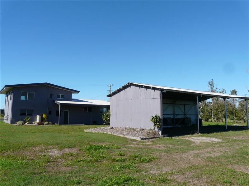 233 Etty Bay Road, Etty Bay QLD 4858