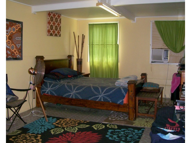 31 Scheu Street, East Innisfail QLD 4860