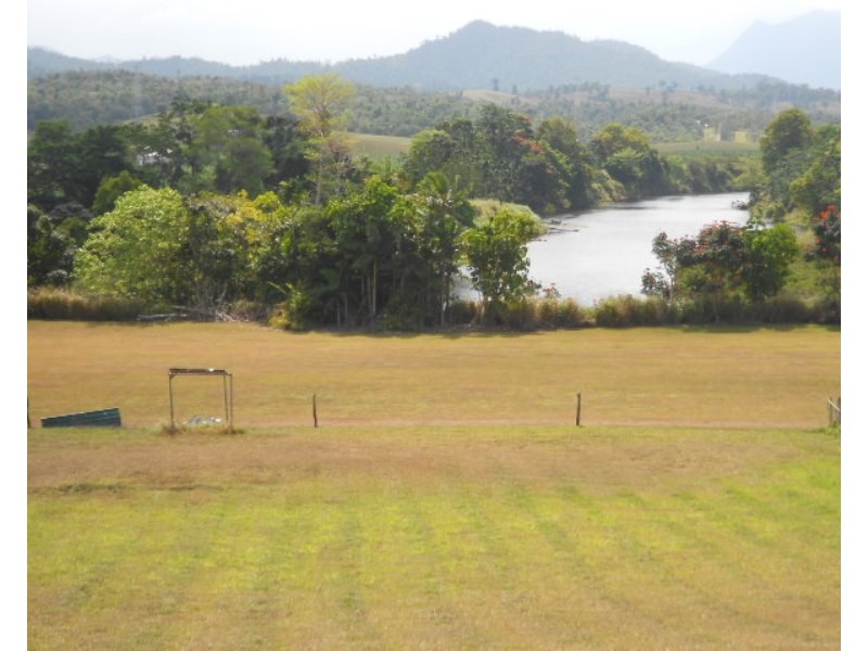 389B PALMERSTON HWAY, O’briens Hill QLD 4860