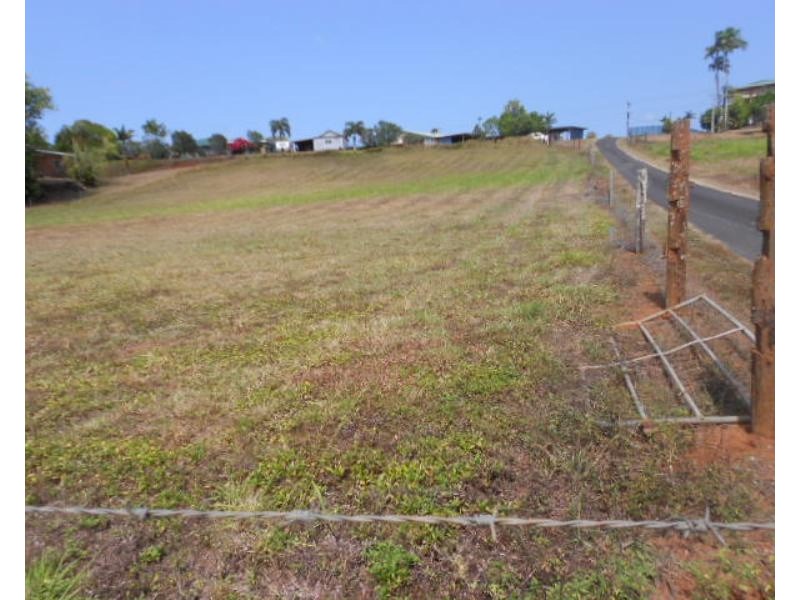 389B PALMERSTON HWAY, O’briens Hill QLD 4860