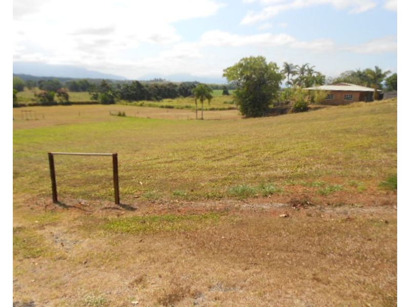 389B PALMERSTON HWAY, O’briens Hill QLD 4860