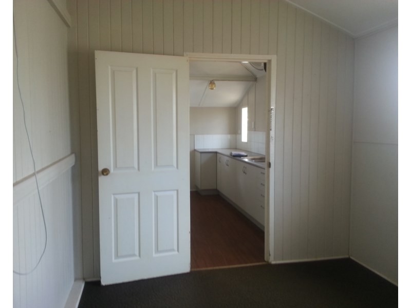 10 Charles Street, Innisfail QLD 4860