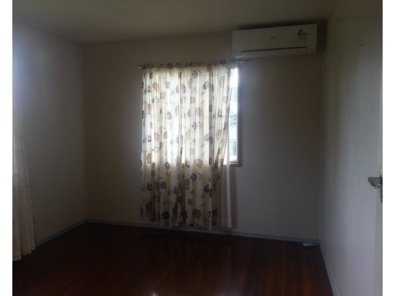 32 Howe Street, East Innisfail QLD 4860