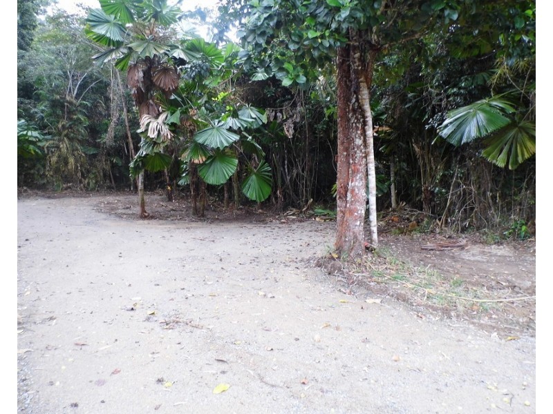 886 Mourilyan Harbour, Mourilyan Harbour QLD 4858