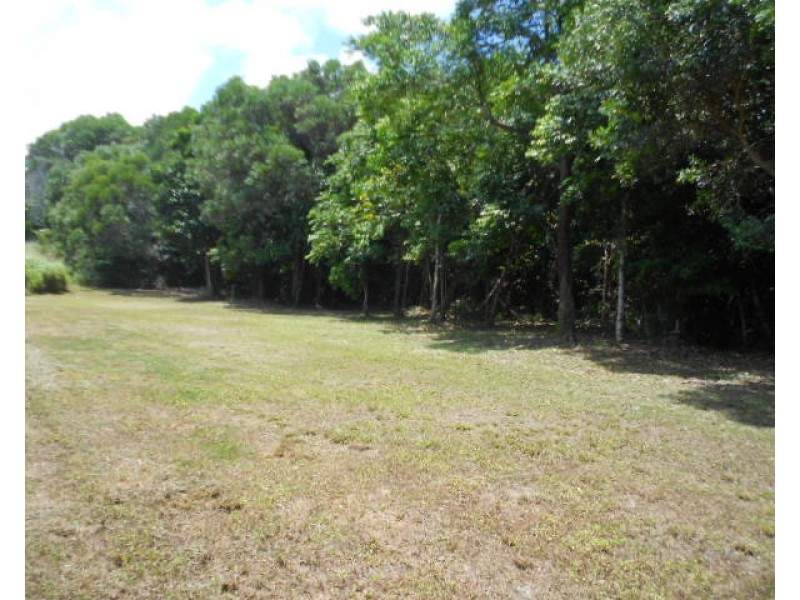 886 Mourilyan Harbour, Mourilyan Harbour QLD 4858