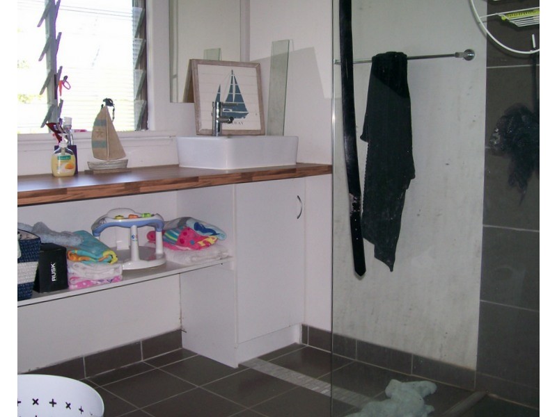 8 Webb Crescent, East Innisfail QLD 4860