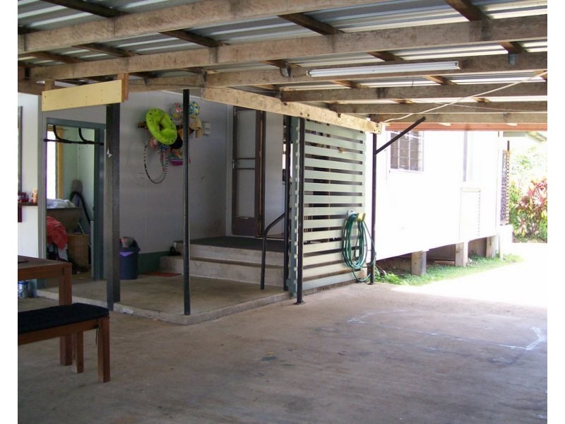 8 Webb Crescent, East Innisfail QLD 4860