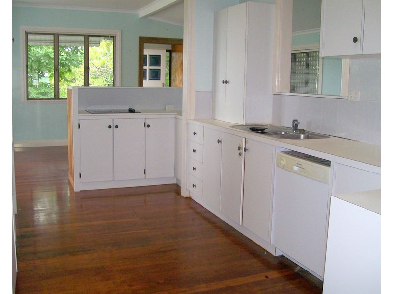 18 Hickey Street, East Innisfail QLD 4860