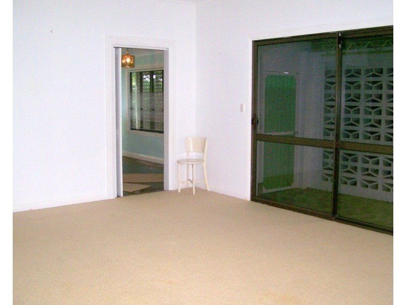 18 Hickey Street, East Innisfail QLD 4860