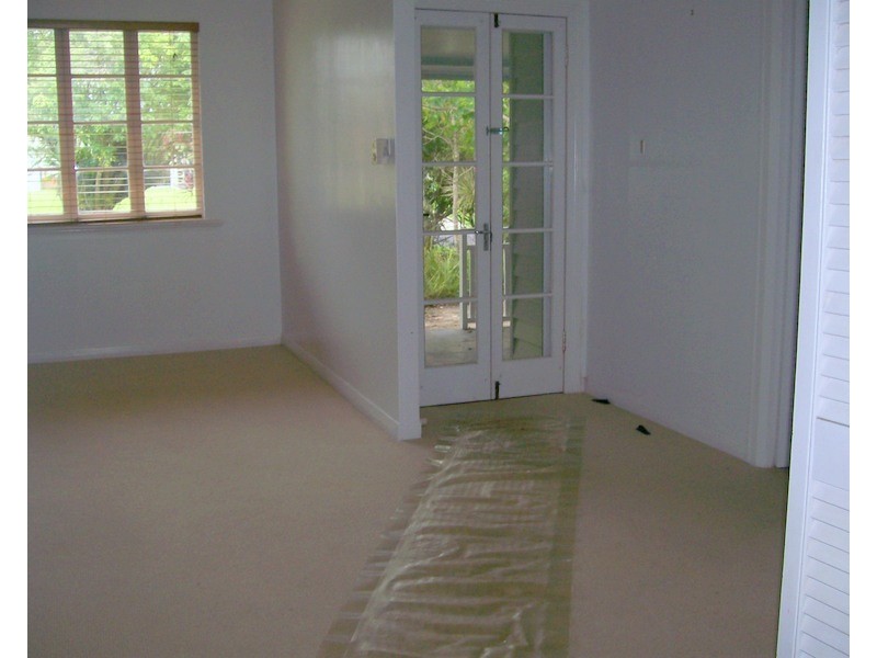 18 Hickey Street, East Innisfail QLD 4860