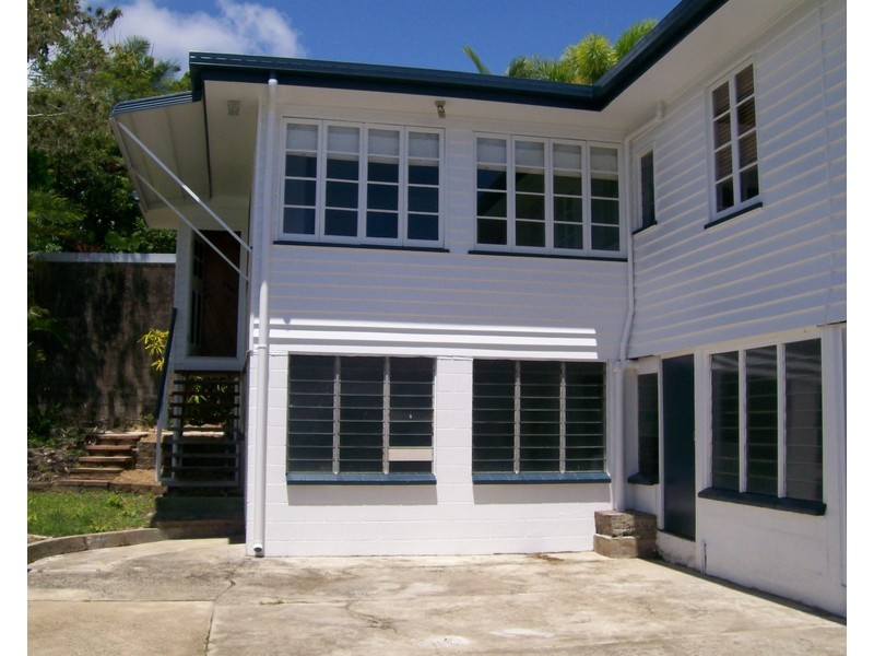 18 Hickey Street, East Innisfail QLD 4860