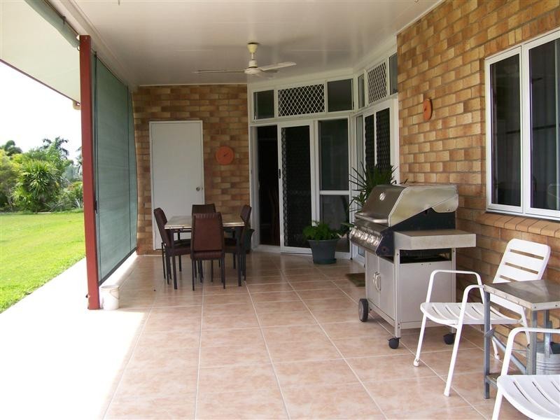 16 Daniel Close, Etty Bay, Innisfail QLD 4860