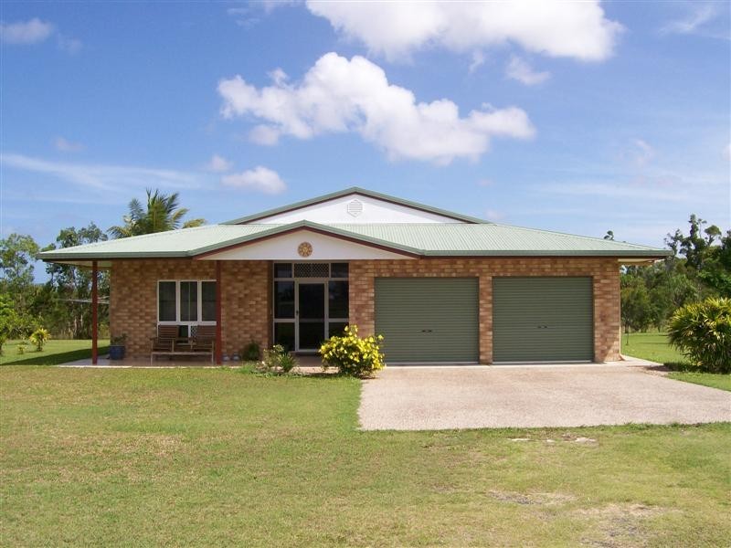 16 Daniel Close, Etty Bay, Innisfail QLD 4860