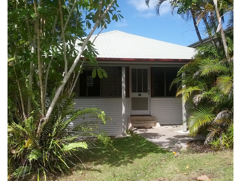 21 Mourilyan, East Innisfail QLD 4860