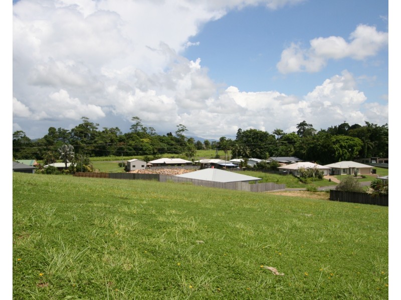 32 Belvedere Avenue, Belvedere QLD 4860