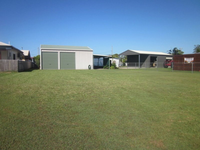 30 Taylor Street, Kurrimine Beach QLD 4871