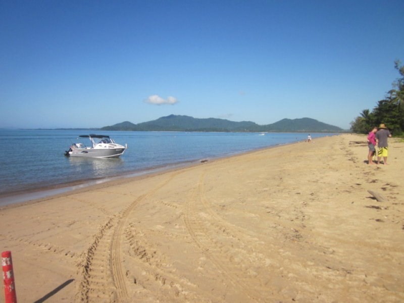 30 Taylor Street, Kurrimine Beach QLD 4871