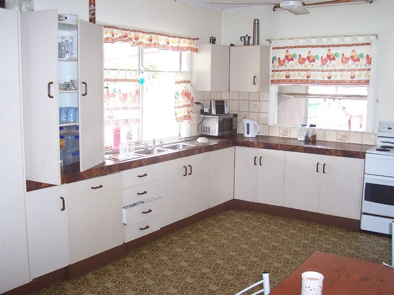 15 Bay Road, Innisfail QLD 4860