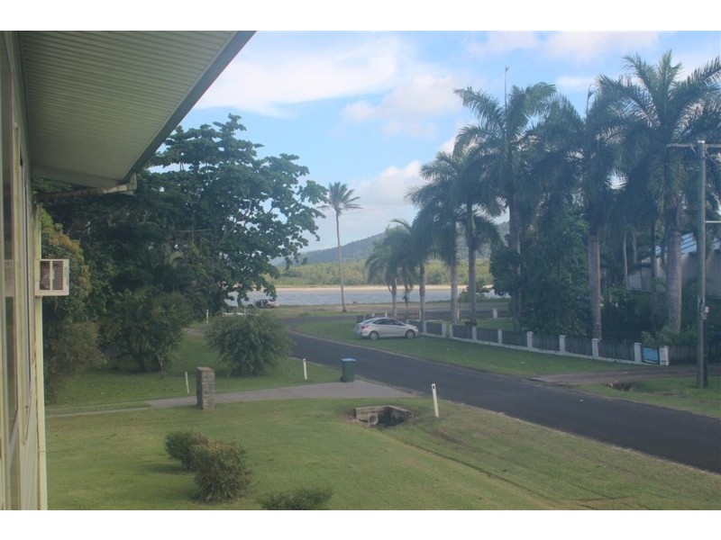 19 Palm Avenue, Coconuts QLD 4860