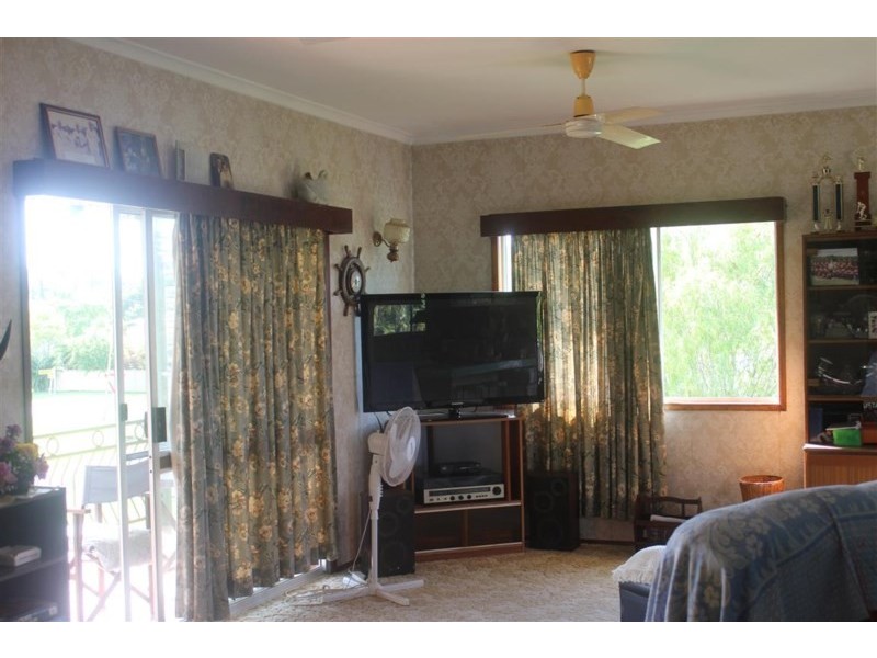 19 Palm Avenue, Coconuts QLD 4860