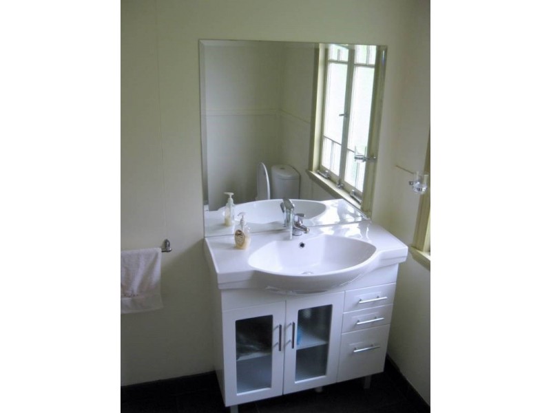 East Innisfail QLD 4860