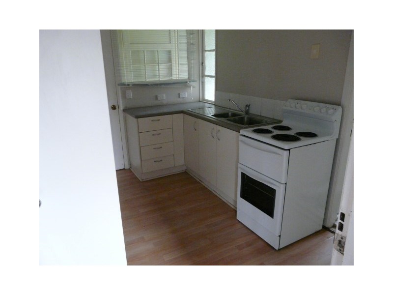 1/37 Lily Street, Innisfail QLD 4860