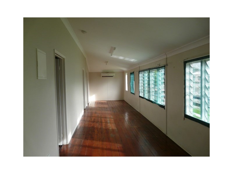 1/37 Lily Street, Innisfail QLD 4860